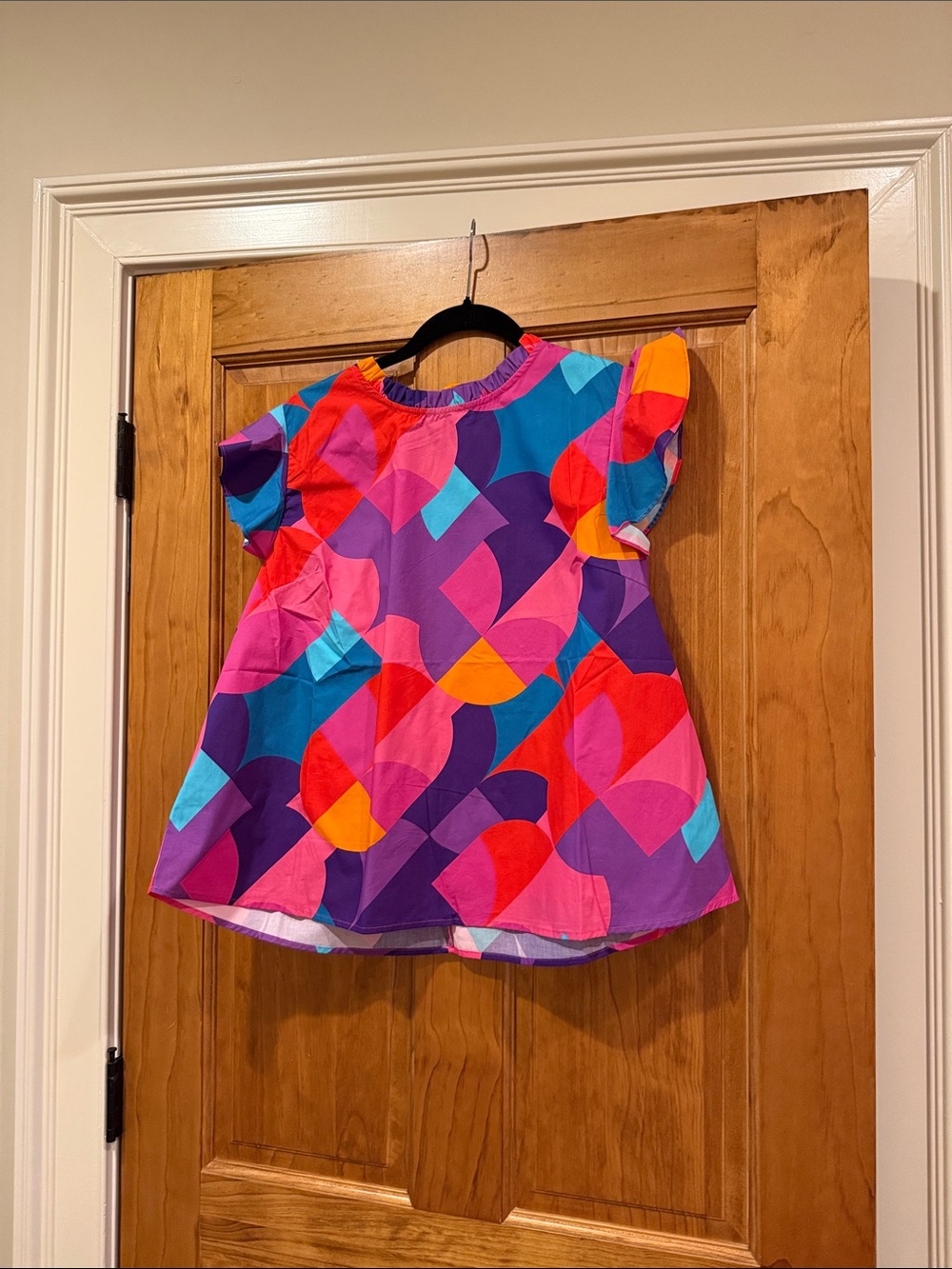 Women’s Colorful Geometric Heart Print Top - Purple & Pink